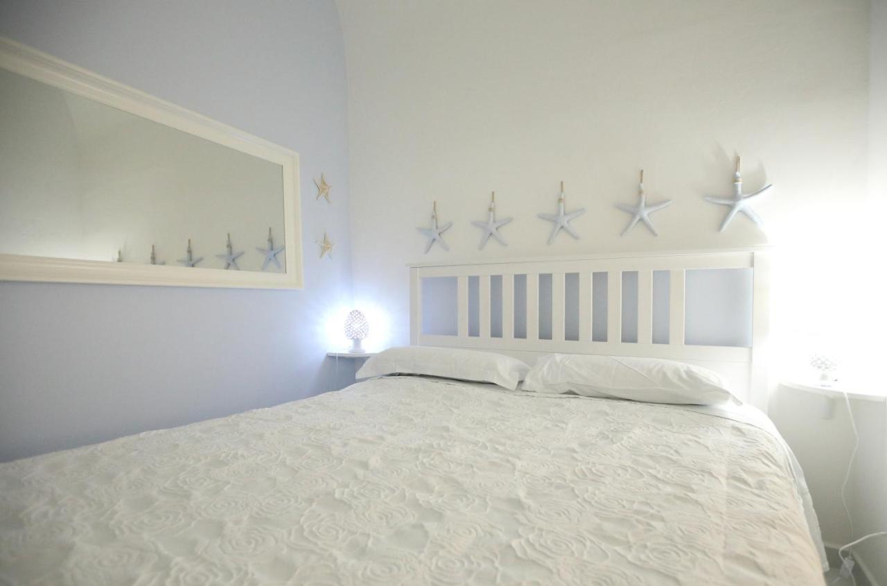 Blu Mare Suite Privata & Apartment テッラジーニ エクステリア 写真